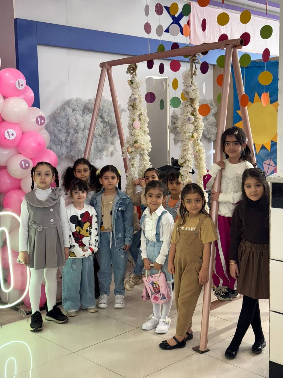 پیش دبستانی و دبستان تمام هوشمند ستایش